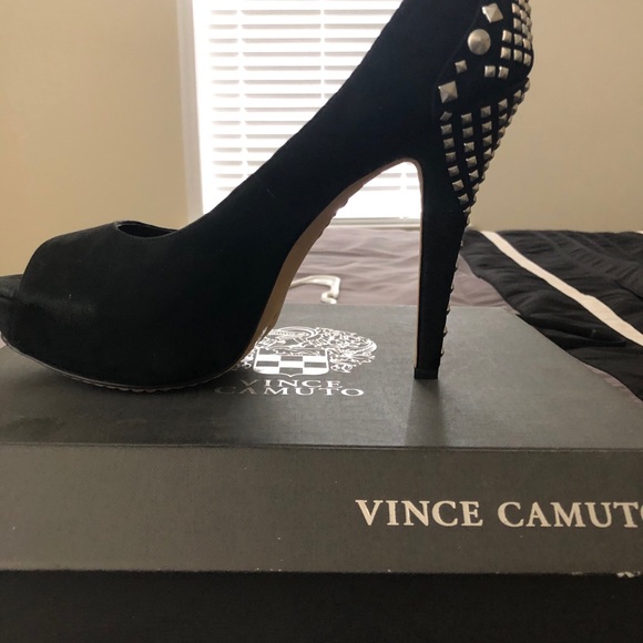 Vince Camuto Aviator Sheep - Black - Picture 3 of 3